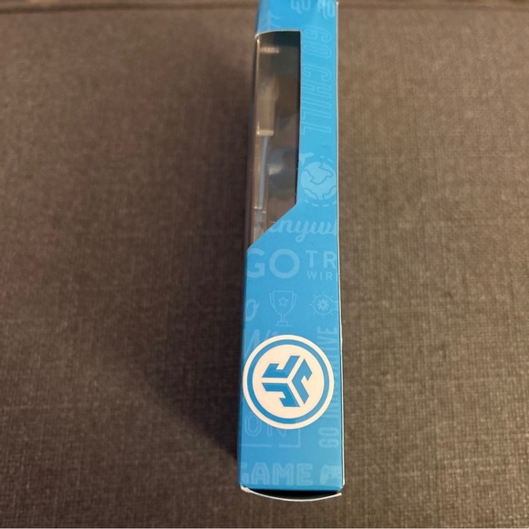 New JBuds Pro Signature Blue/Gray Earbuds with Wire - Picture 3 of 4